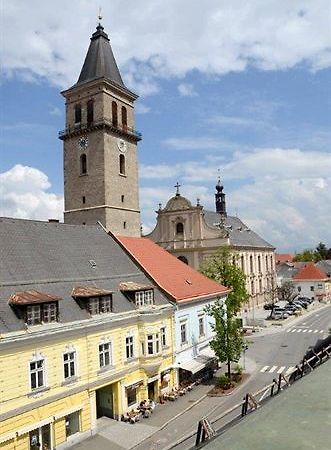 Stadthotel Schwerterbraeu Judenburg Zewnętrze zdjęcie