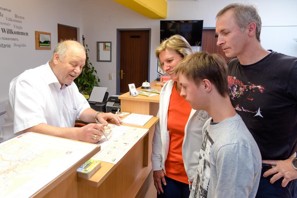 Stadthotel Schwerterbraeu Judenburg Zewnętrze zdjęcie