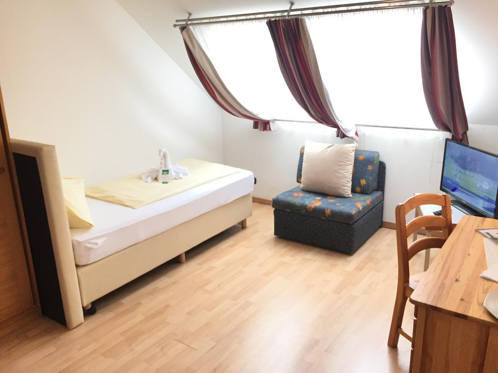 Stadthotel Schwerterbraeu Judenburg Zewnętrze zdjęcie
