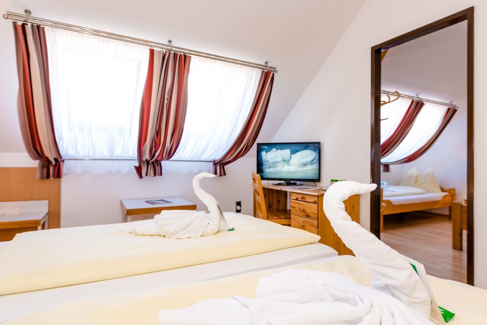 Stadthotel Schwerterbraeu Judenburg Zewnętrze zdjęcie