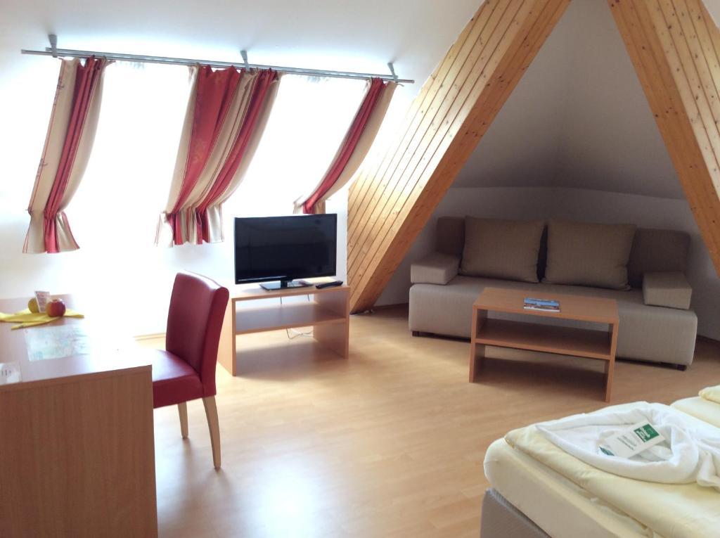 Stadthotel Schwerterbraeu Judenburg Pokój zdjęcie