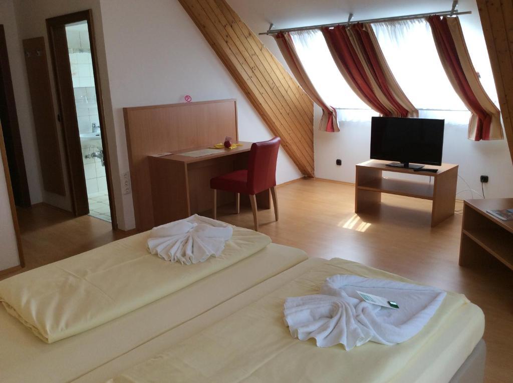 Stadthotel Schwerterbraeu Judenburg Pokój zdjęcie