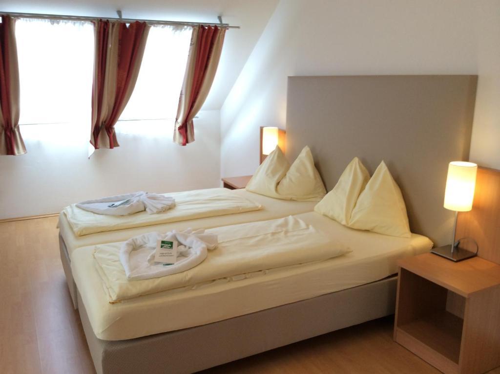 Stadthotel Schwerterbraeu Judenburg Pokój zdjęcie