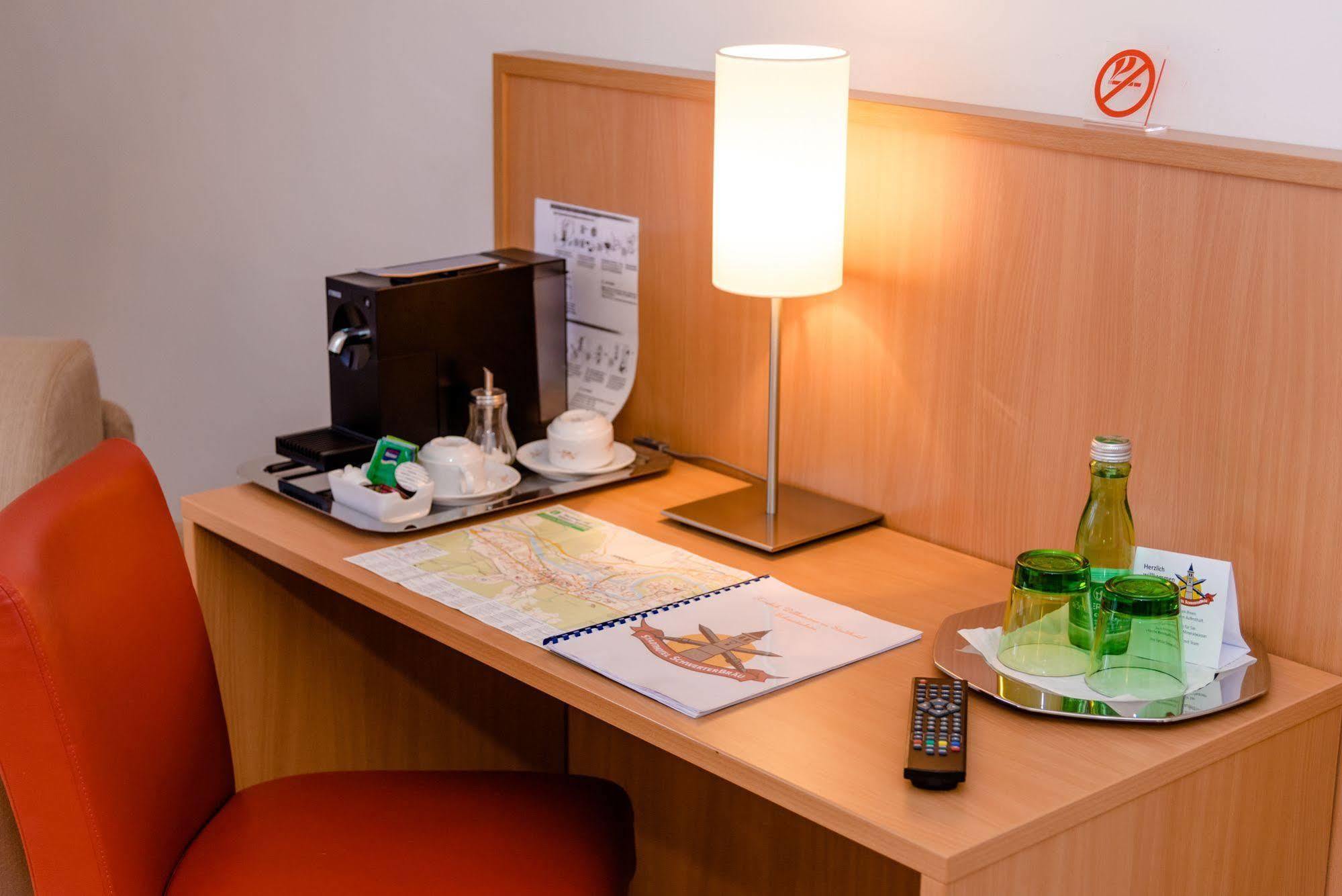 Stadthotel Schwerterbraeu Judenburg Zewnętrze zdjęcie