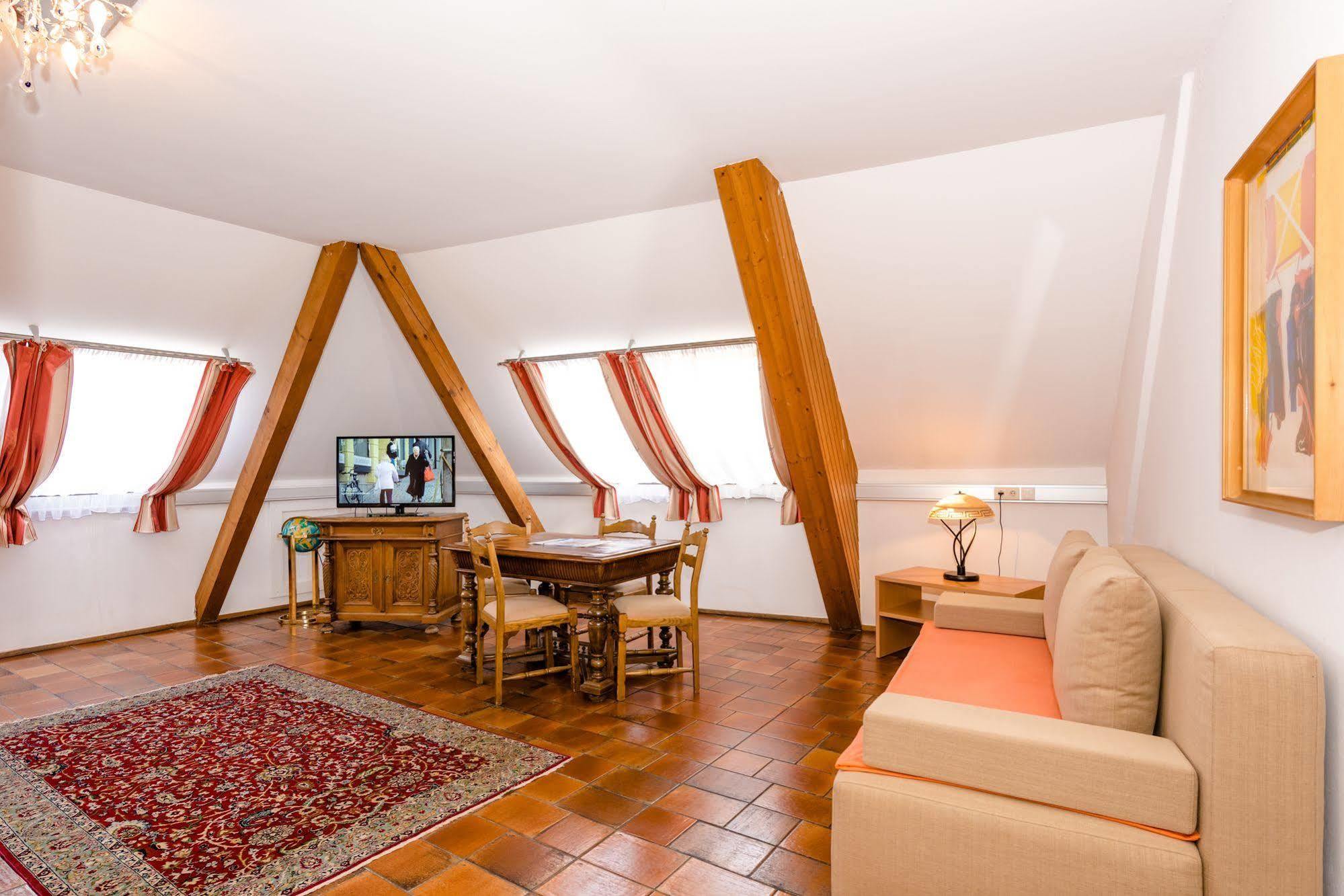 Stadthotel Schwerterbraeu Judenburg Zewnętrze zdjęcie
