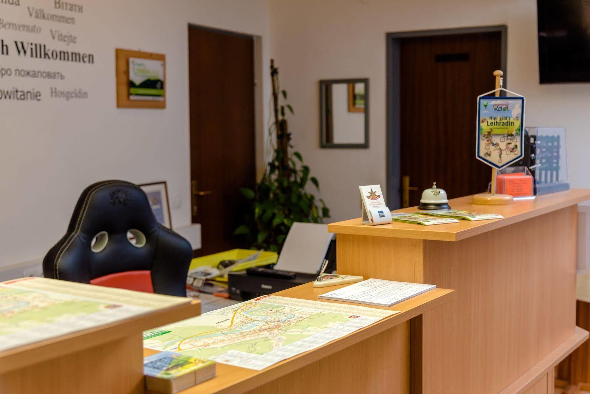 Stadthotel Schwerterbraeu Judenburg Zewnętrze zdjęcie