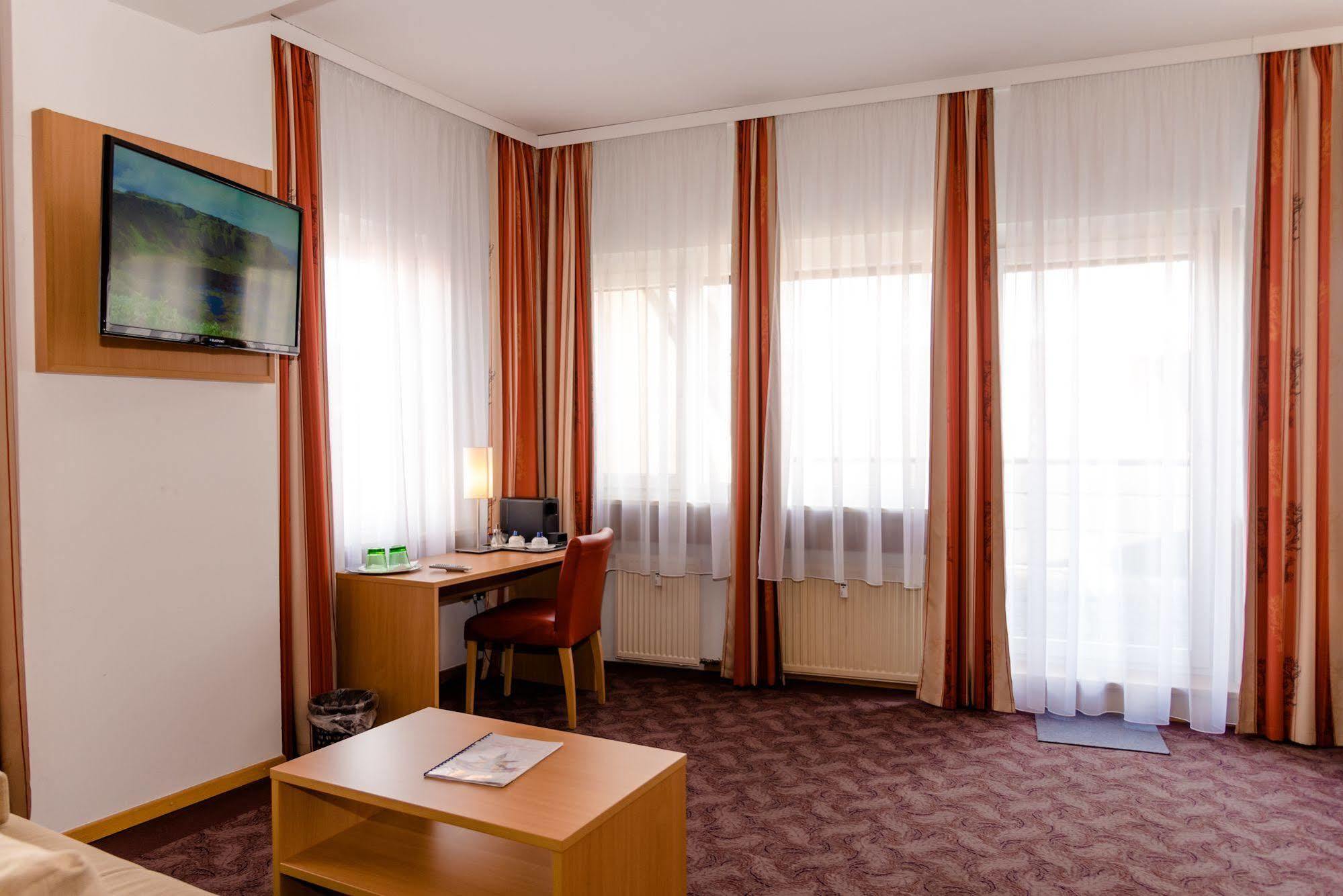 Stadthotel Schwerterbraeu Judenburg Zewnętrze zdjęcie