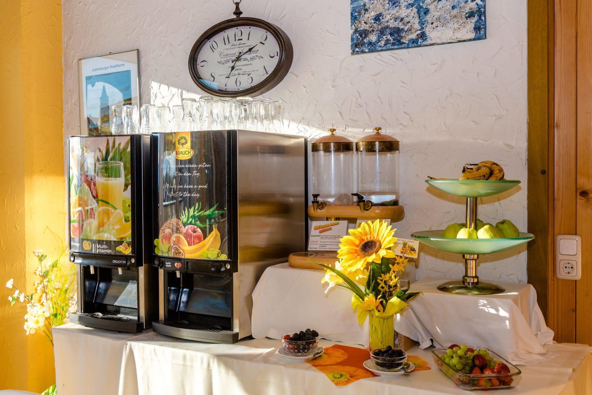 Stadthotel Schwerterbraeu Judenburg Zewnętrze zdjęcie
